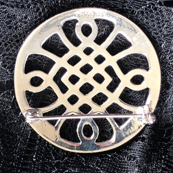 Celtic Brooch Open Knot Work Motif  Signed SOLVAR - Picture 6 of 7